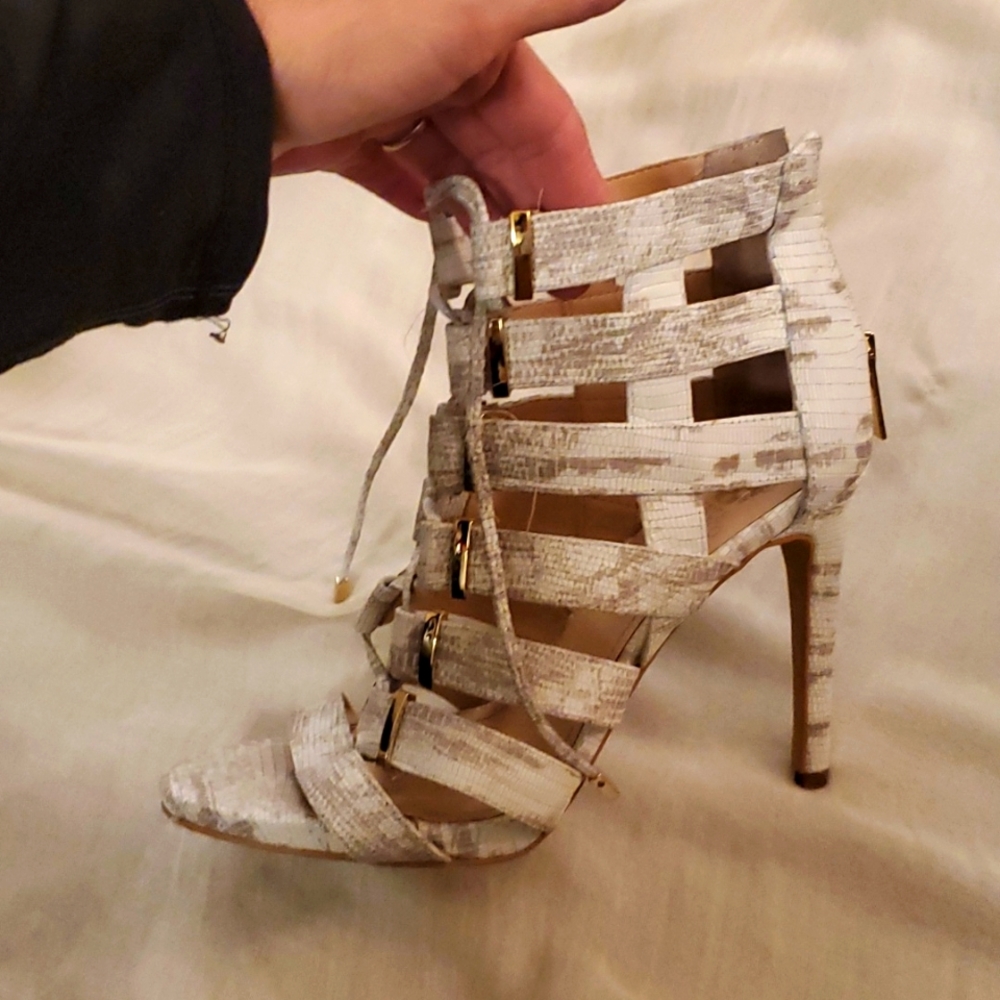 Vince Camuto White Snakeskin Stiletto heels